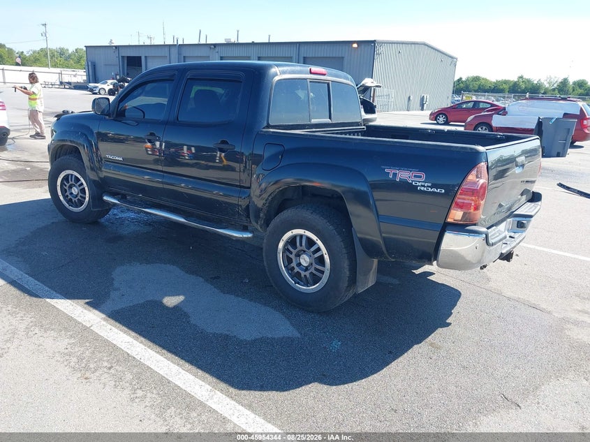2006 TOYOTA TACOMA auction photo 3