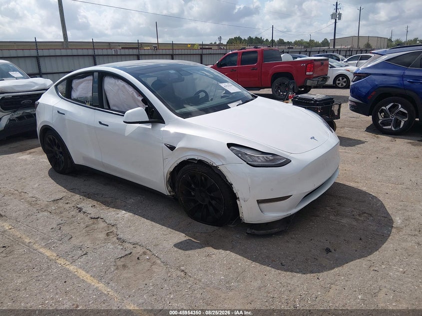 Vin: 7saygaee5nf400429, lot: 46453564, tesla model y long range dual motor all-wheel drive 2022 img_1