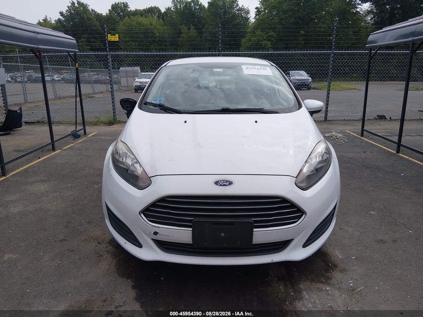 2018 FORD FIESTA SE · Фото 12