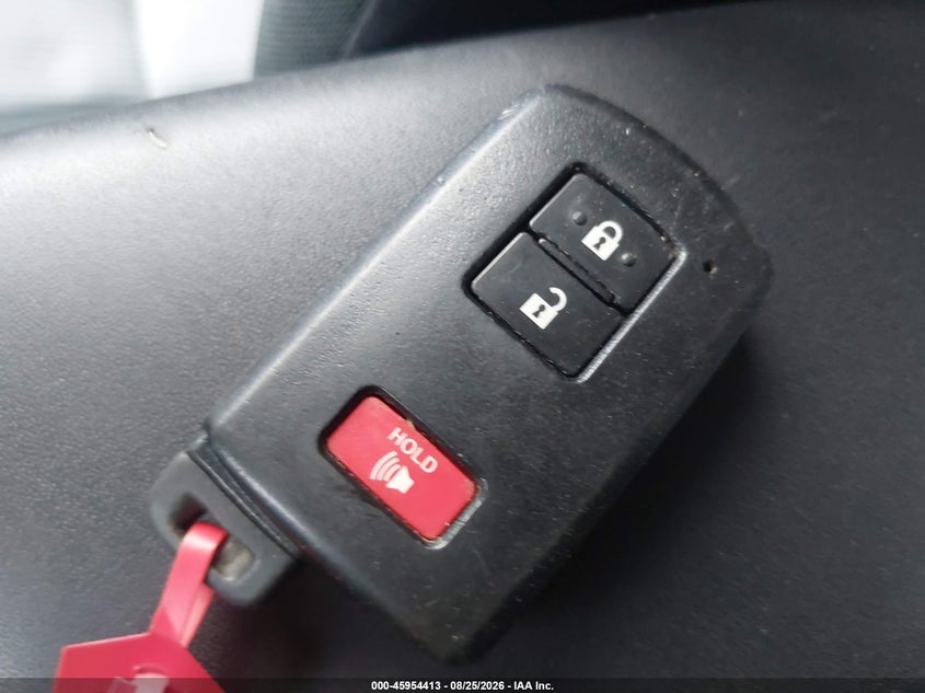 2012 TOYOTA PRIUS C HATCHBACK 1.5L I-4 DOHC, VVT, 73HP