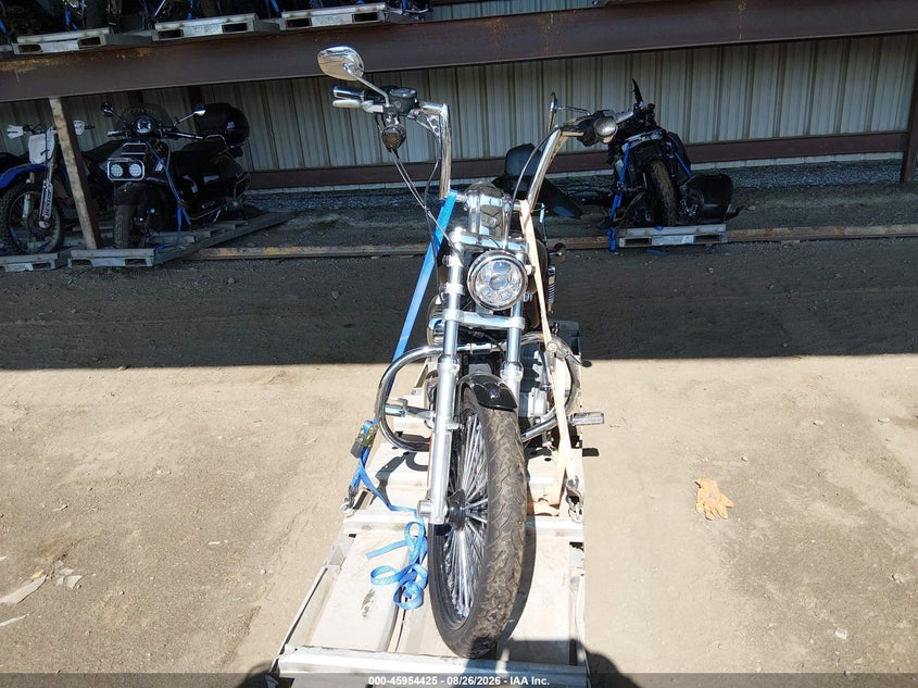 2009 HARLEY-DAVIDSON XL883 auction photo 5