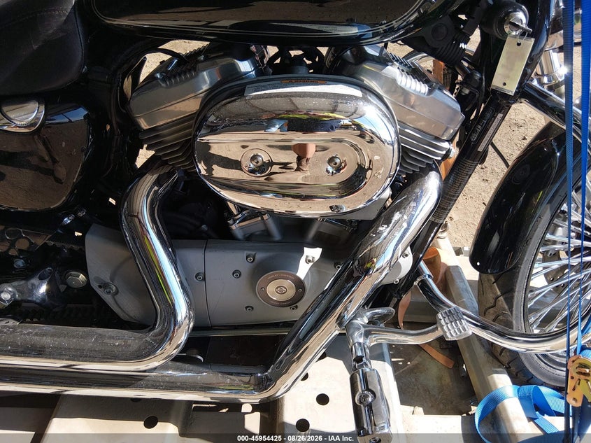 2009 HARLEY-DAVIDSON XL883 auction photo 8