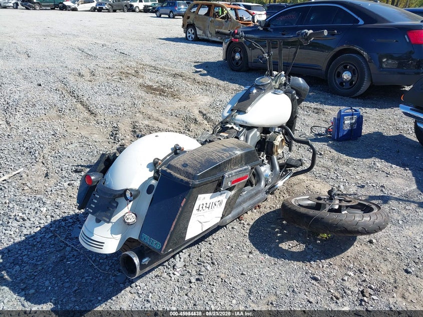 HARLEY-DAVIDSON FLHP 2009