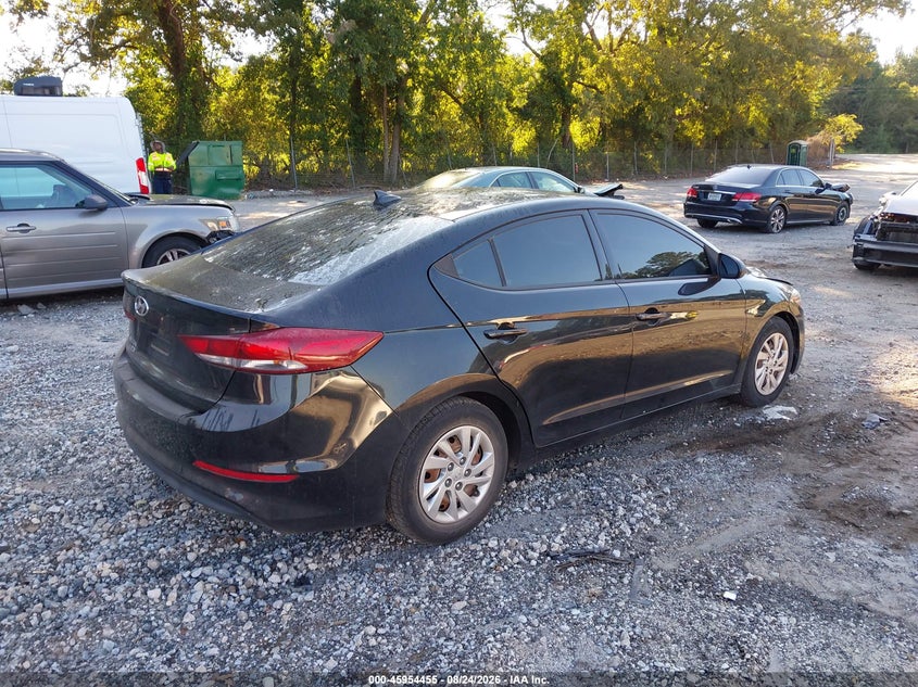 2017 HYUNDAI ELANTRA auction photo 4