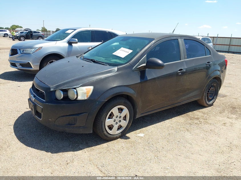 2013 Chevrolet Sonic, Hail, IAAI, VIN 1G1JA5SH3D4247067 — photo 2