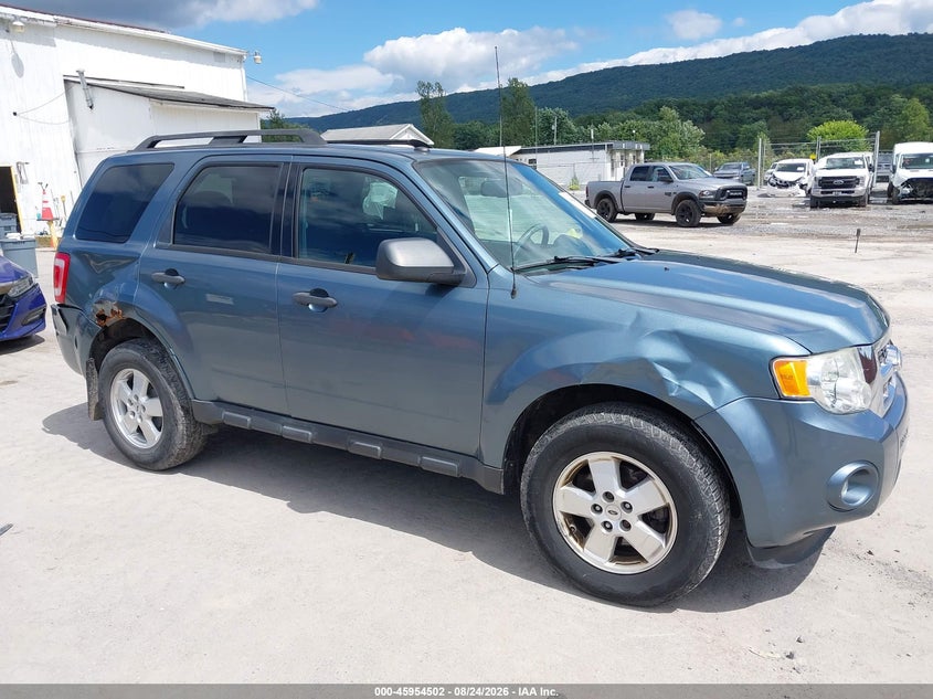 2011 FORD ESCAPE auction photo 6