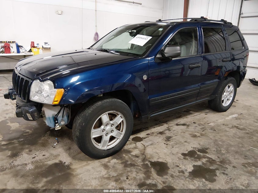 2005 Jeep Grand Cherokee Laredo, Front End, IAAI, VIN 1J8HR48N85C537360 — photo 2