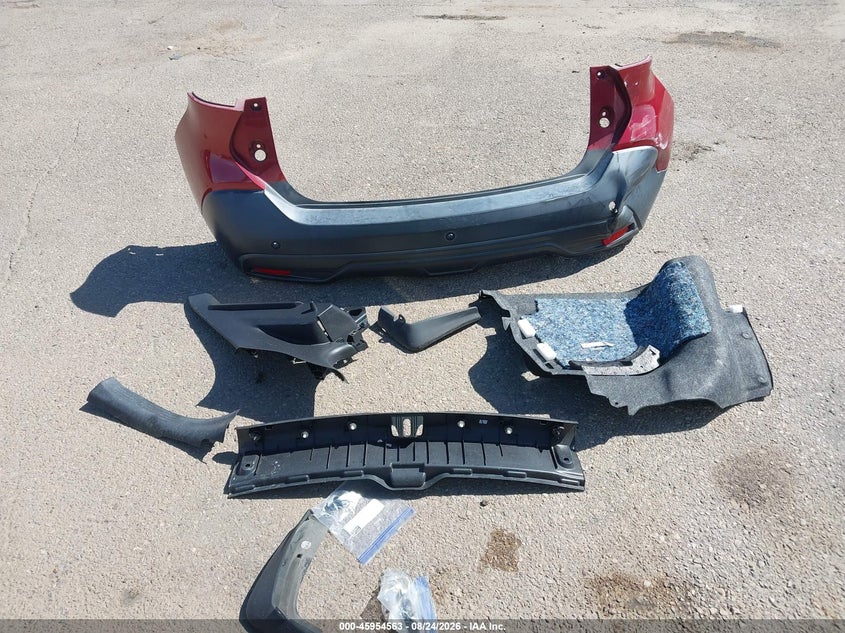 NISSAN KICKS 2018 VIN 3N1CP5CU8JL530485