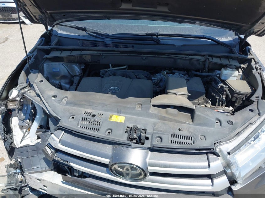 TOYOTA HIGHLANDER - zdjęcie 10