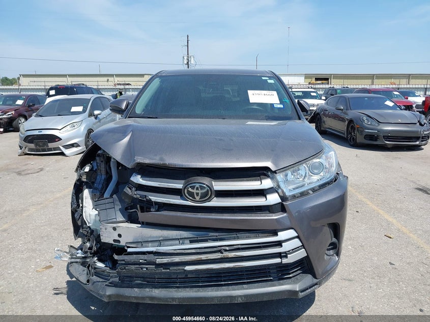 TOYOTA HIGHLANDER - zdjęcie 13
