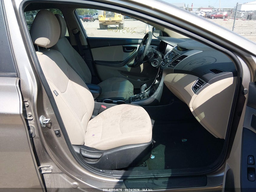 2014 HYUNDAI ELANTRA auction photo 5