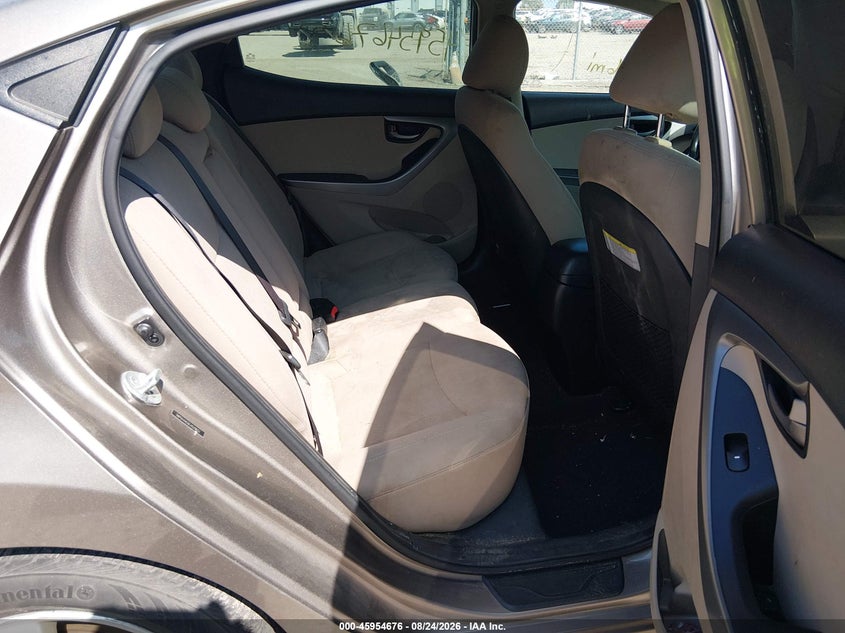 2014 HYUNDAI ELANTRA auction photo 8