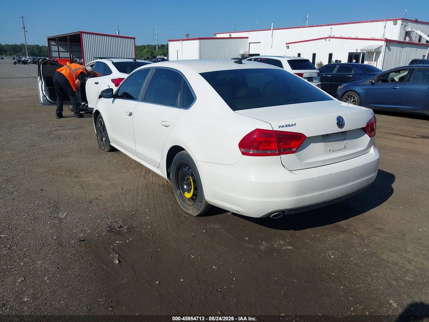 2012 VOLKSWAGEN PASSAT auction photo 3