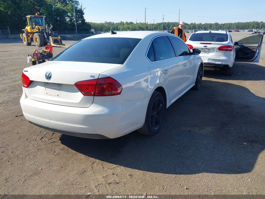 2012 VOLKSWAGEN PASSAT auction photo 4