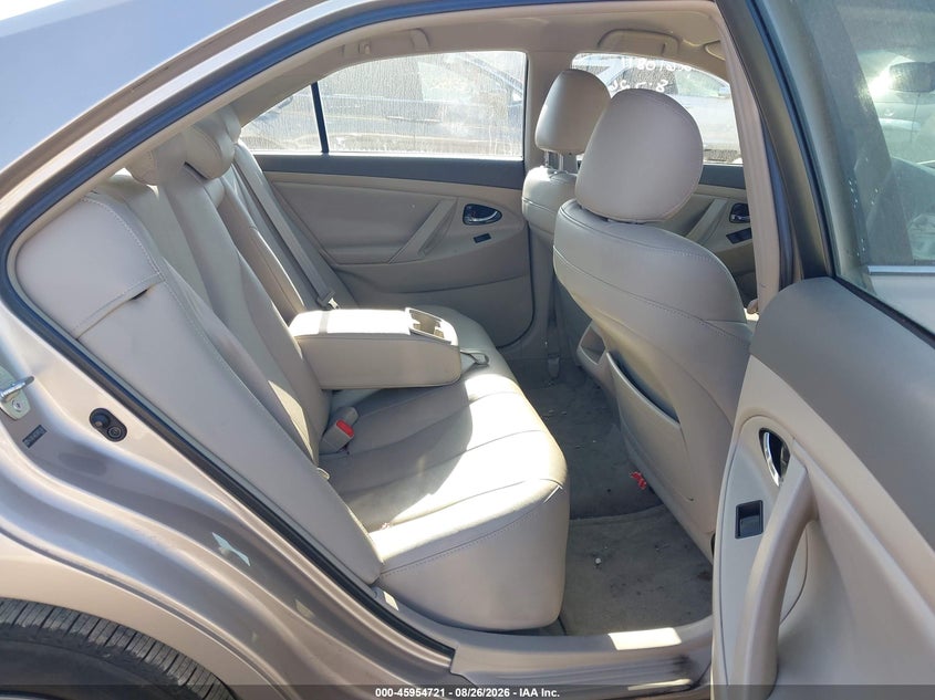2009 TOYOTA CAMRY auction photo 8
