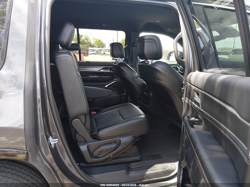 2025 JEEP WAGONEER auction photo 8