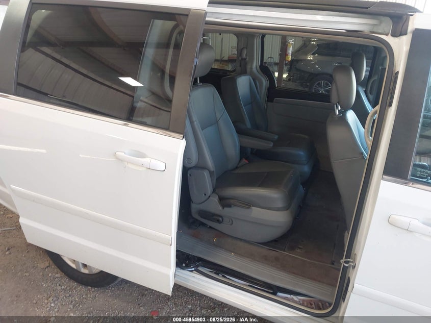 2014 VOLKSWAGEN ROUTAN auction photo 8