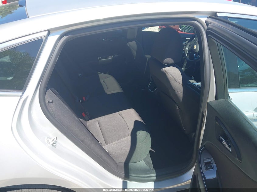 2018 CHEVROLET MALIBU auction photo 8
