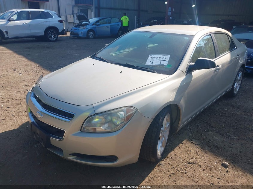 2011 Chevrolet Malibu, Theft Recovery, IAAI, VIN 1G1ZB5E12BF265608 — photo 2