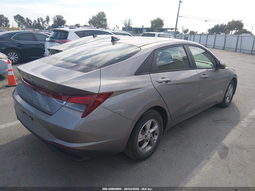 2023 HYUNDAI ELANTRA auction photo 4