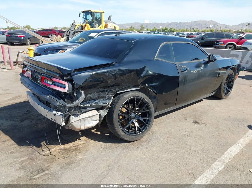 DODGE CHALLENGER - zdjęcie 4