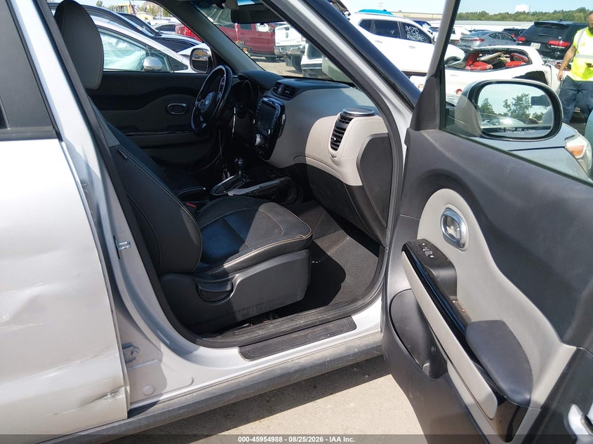 2016 KIA SOUL auction photo 5