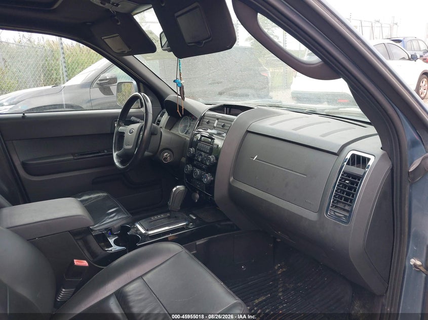 2011 FORD ESCAPE auction photo 5