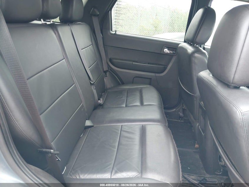 2011 FORD ESCAPE auction photo 8
