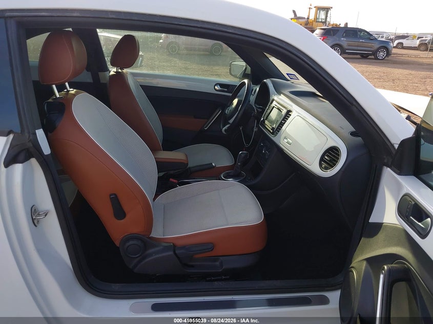 VOLKSWAGEN BEETLE 2017 VIN 3VWF17AT4HM618856