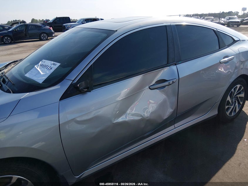 2016 HONDA CIVIC auction photo 6