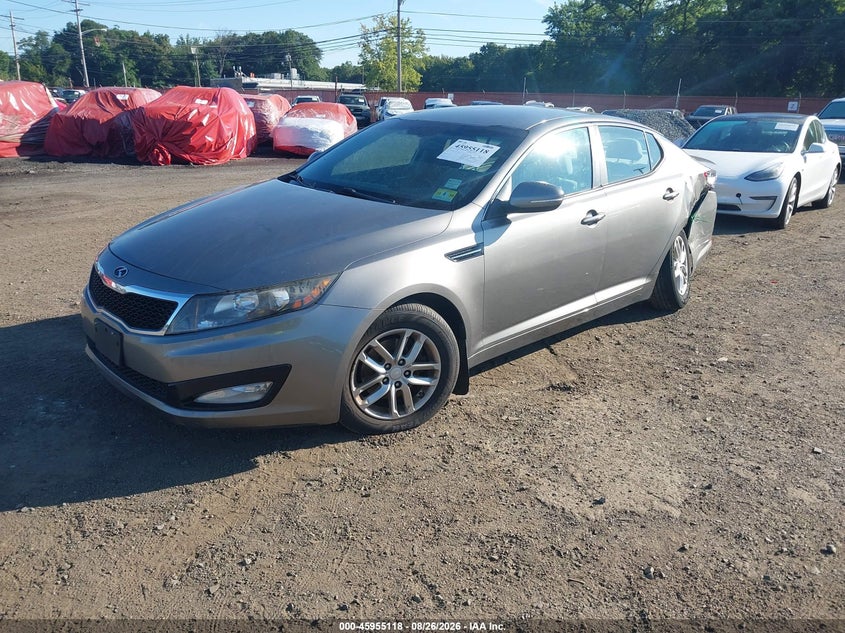 2013 Kia Optima, Left Side, IAAI, VIN 5XXGM4A77DG231018 — photo 2