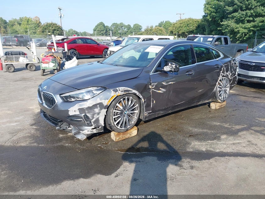 2020 BMW 2er, Left Side, IAAI, VIN WBA73AK03L7F54203 — photo 2