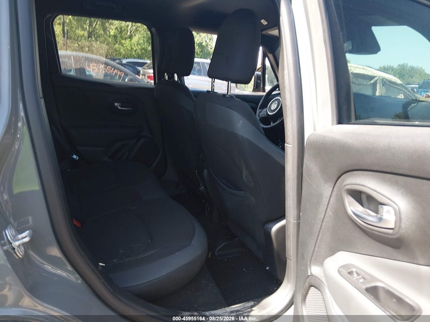 2022 JEEP RENEGADE auction photo 8