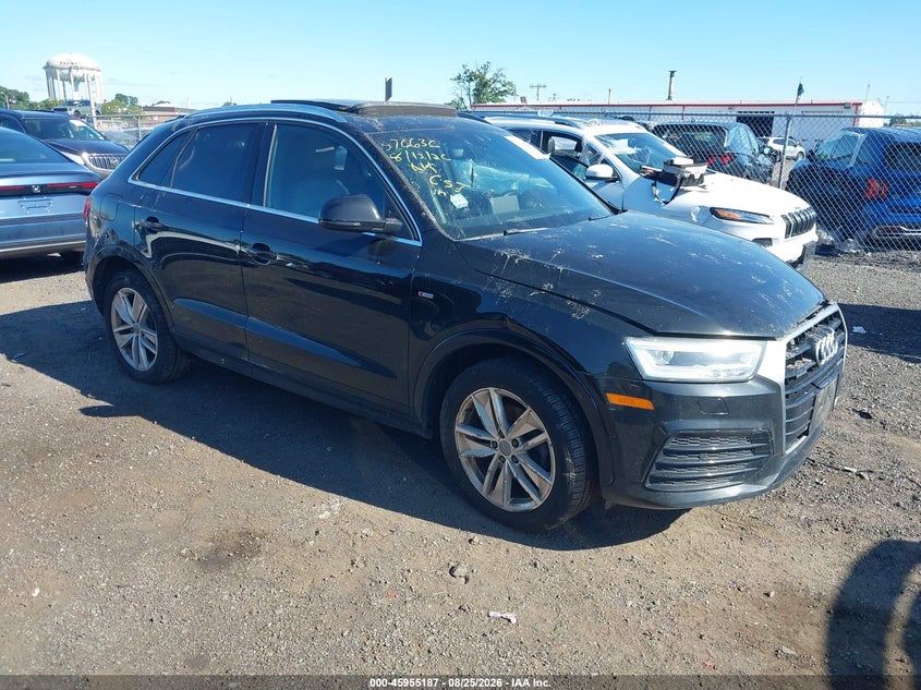 AUDI Q3 - zdjęcie 1