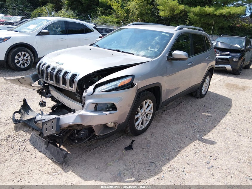2018 Jeep Cherokee, Front End, IAAI, VIN 1C4PJLCB2JD573826 — photo 2