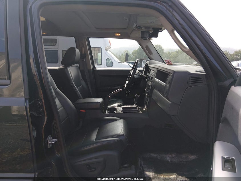 2009 JEEP COMMANDER auction photo 5