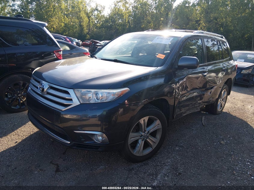 2013 TOYOTA HIGHLANDER auction photo 2