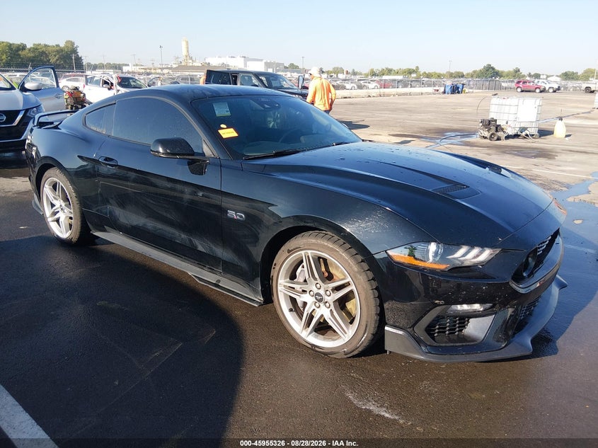 FORD MUSTANG - zdjęcie 1