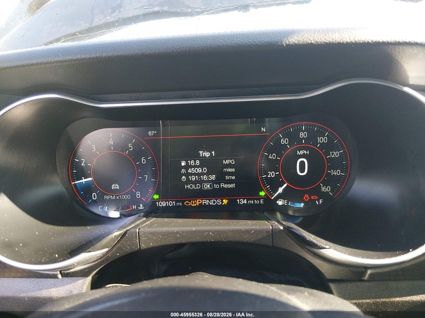FORD MUSTANG - zdjęcie 7