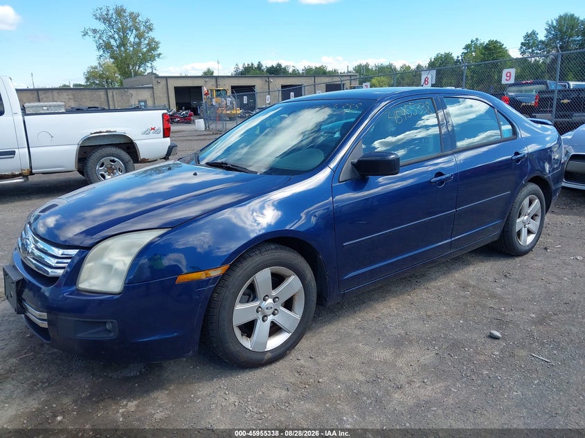 2007 Ford Fusion Se, Normal Wear & Tear, IAAI, VIN 3FAHP07Z07R207779 — photo 2