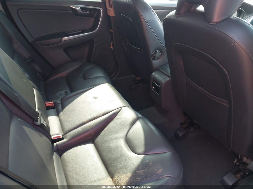 VOLVO XC60 2015 VIN YV440MDB1F2621875