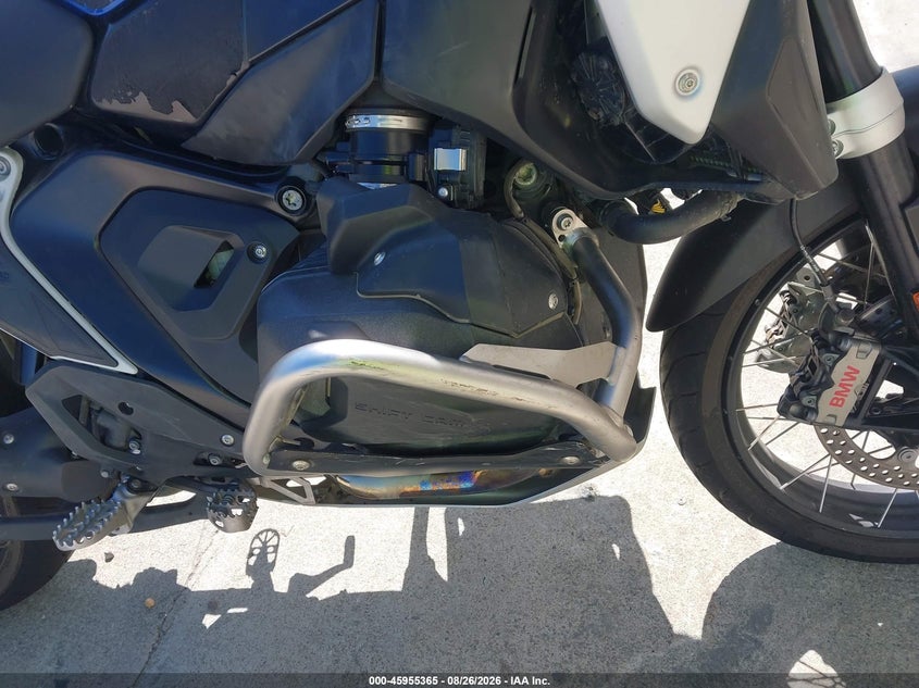 2024 BMW R 1300 auction photo 8