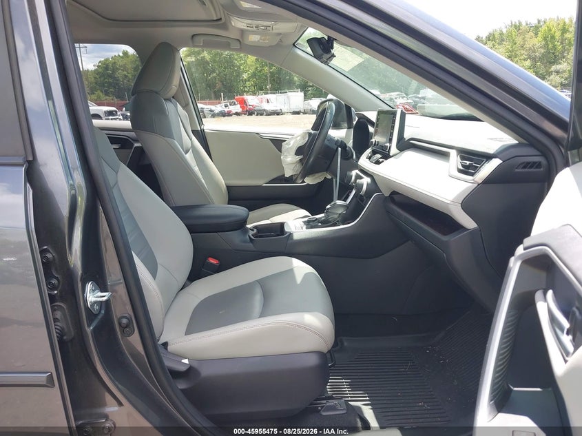 2019 TOYOTA RAV4 HYBRID auction photo 5