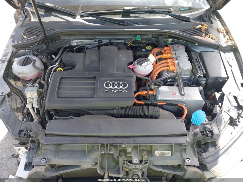 AUDI A3 E-TRON - zdjęcie 10