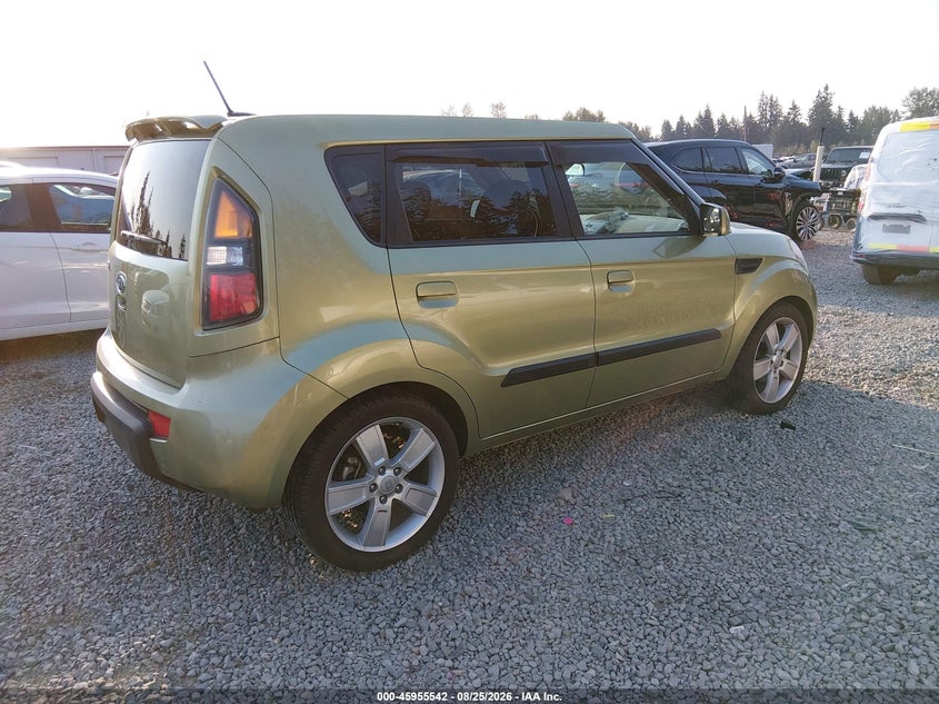 2010 KIA SOUL auction photo 4