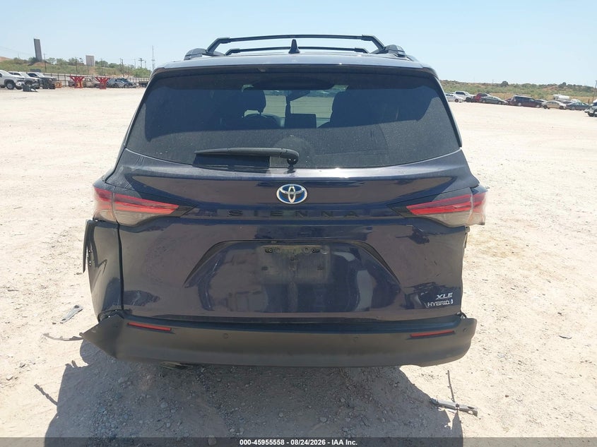 TOYOTA SIENNA - zdjęcie 16