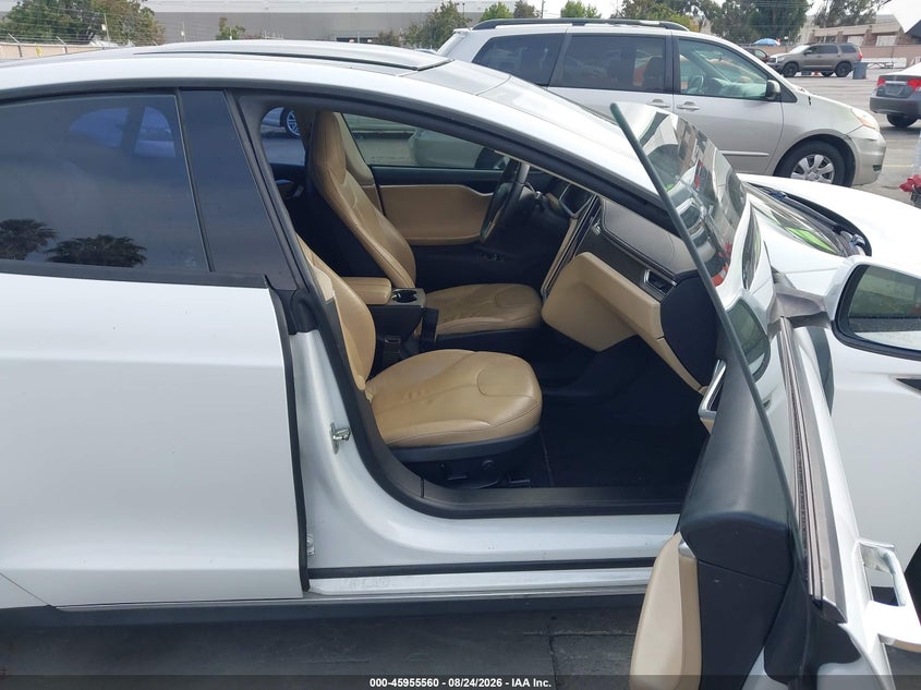 2013 TESLA MODEL S auction photo 5