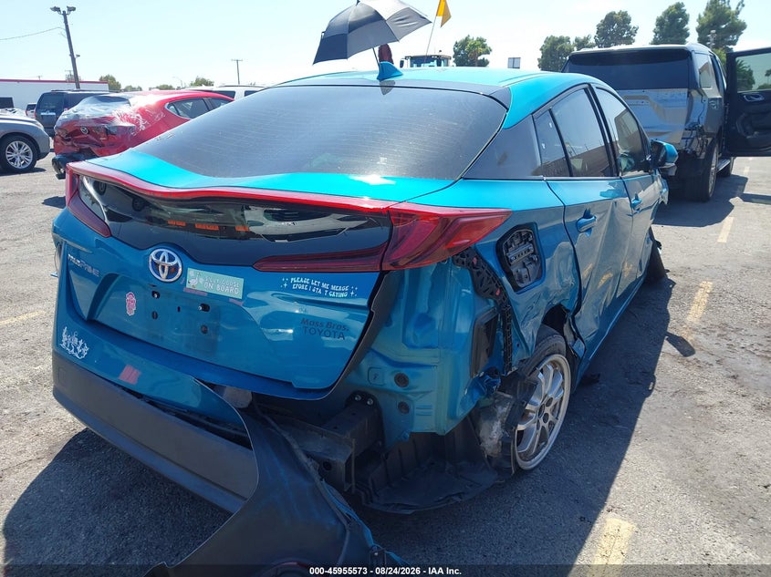 2019 TOYOTA PRIUS PRIME auction photo 4
