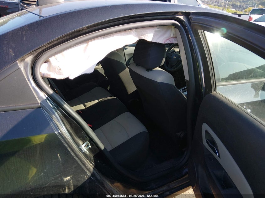 CHEVROLET CRUZE 2015 VIN 1G1PA5SH1F7285456