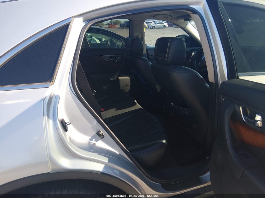 2011 INFINITI FX35 auction photo 8